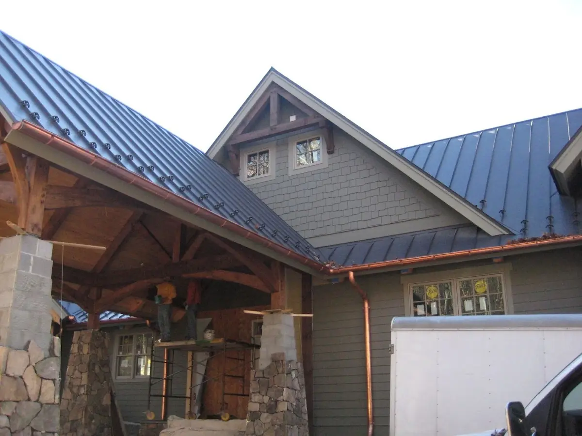 Craftsman Roofing team delivering quality roofing work in Pensacola
